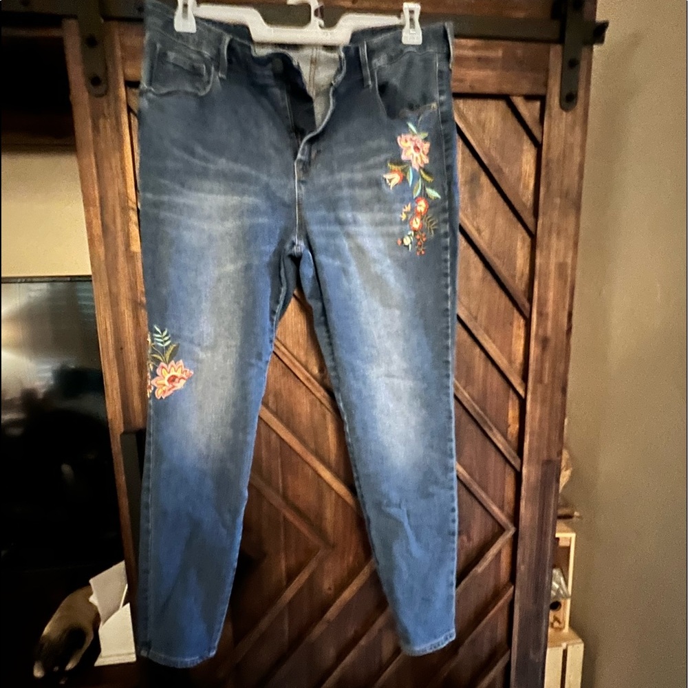Old Navy Rockstar embroidered jeans.